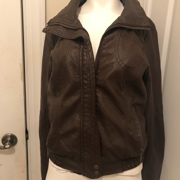 Soft leather jacket - Picture 1 of 8